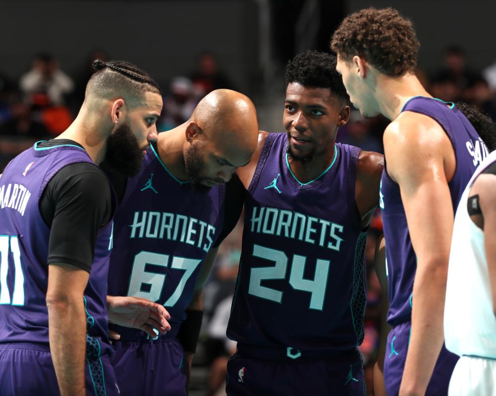 揭幕战的心 揭幕战的心