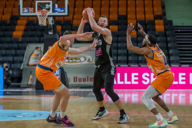 高超的脚法 高超的脚法