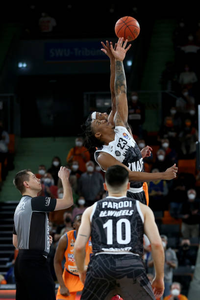 阿森纳剑指 阿森纳剑指