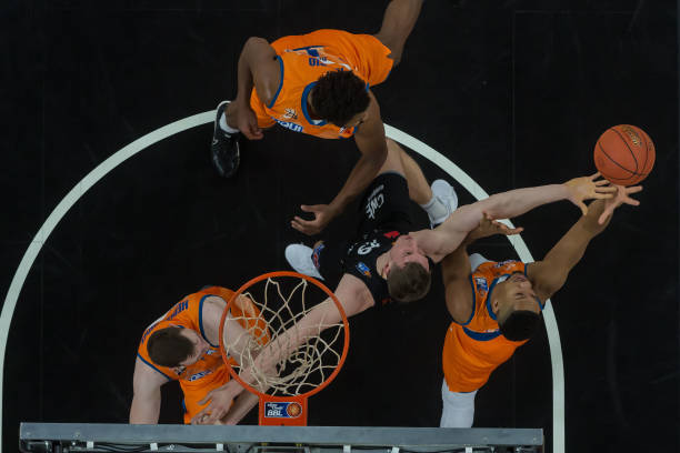 披挂上阵 披挂上阵