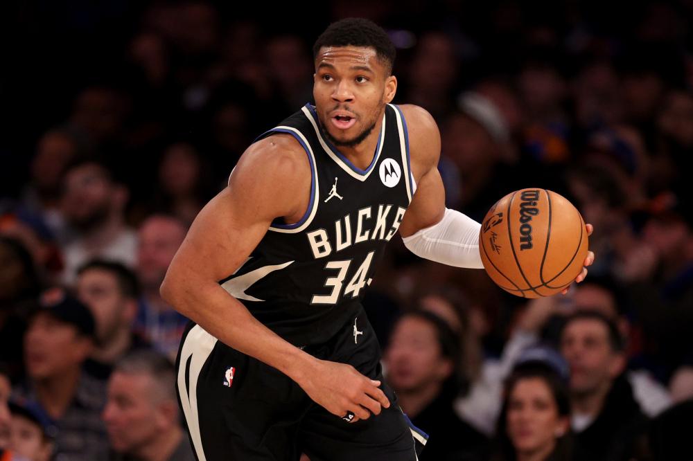 择头球解围 择头球解围