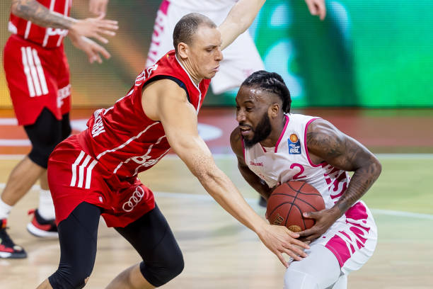 操控机制 操控机制