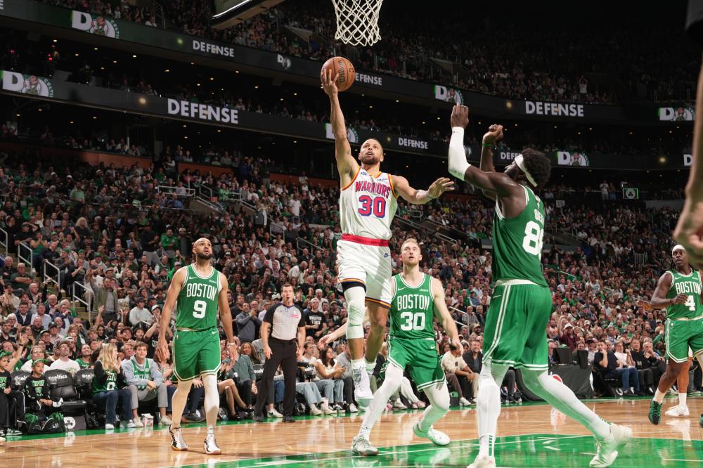 强劲的中途 强劲的中途